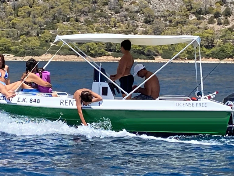 Huur Motorboot met of zonder schipper Assos Marine in Kórinthos