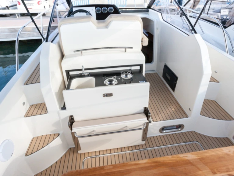 Jachthuur in Marseille - Quicksilver Activ 875 Sundeck via SamBoat