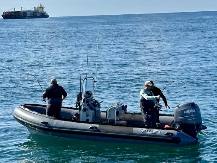 Verhuur RIB Zeppelin met vaarbewijs