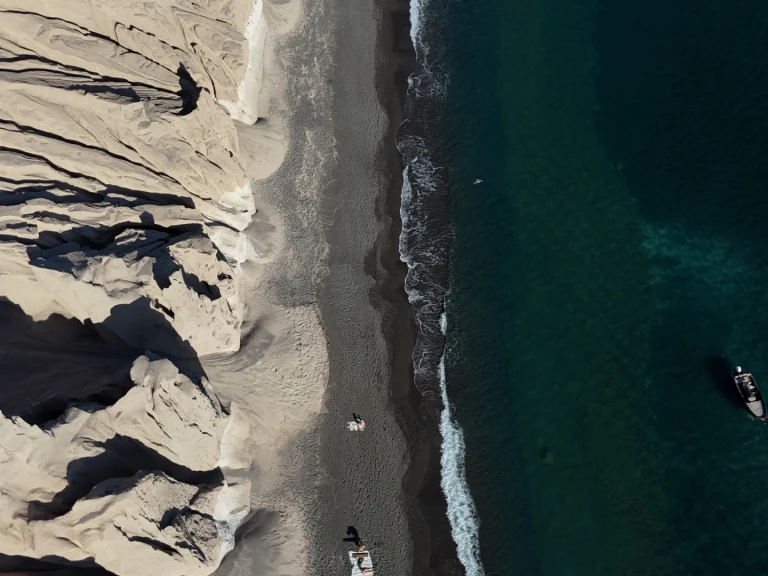 Huur een Poseidon Black Edition in Agía Kiriakí