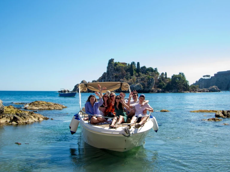 Bootverhuur Lever 750 in Giardini-Naxos via SamBoat
