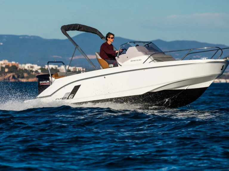Motorboot te huur in Port Olímpic of Barcelona voor de beste prijs