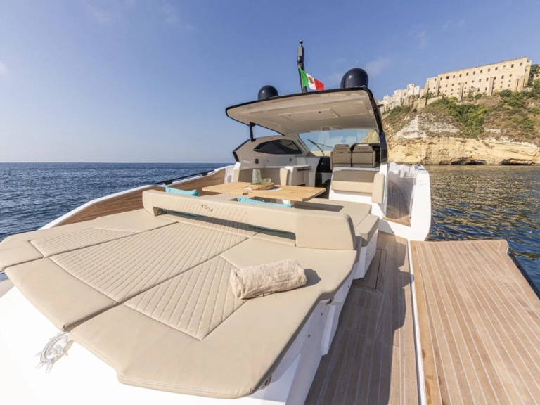 Ryo Le mans te huur van particulier of professional in Napels