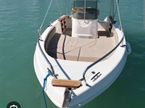 Huur een Mingolla Brava 18 in Taranto