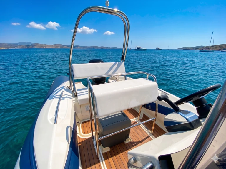 Bootverhuur Carnon-Plage goedkoop V 650 Cruiser