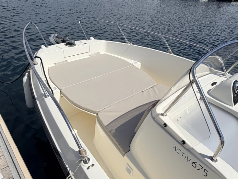 Huur Motorboot met of zonder schipper Quicksilver in Saint-Raphaël