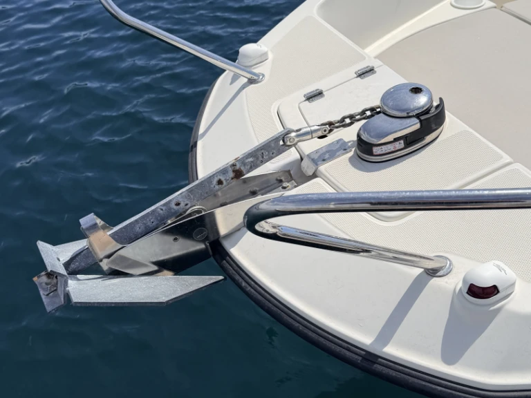 Verhuur Motorboot Quicksilver met vaarbewijs