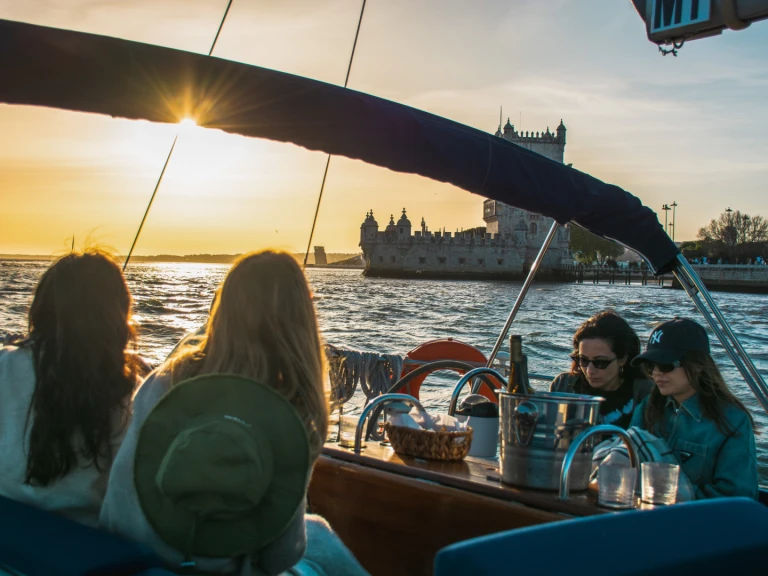 Bootverhuur Jeanneau Sun Odyssey 40.3 in Lissabon via SamBoat