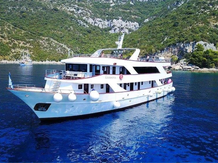 Custom Made MS Casanova te huur van particulier of professional in Trogir