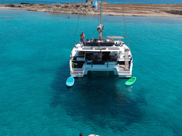 Verhuur Catamaran in Ornós - Fountaine Pajot Elba 45