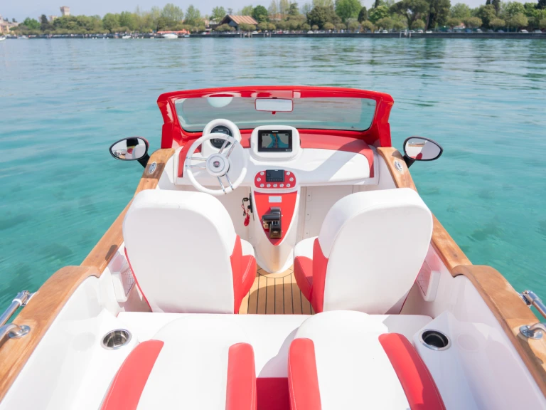 CAR OFF SHORE FIAT 500 CAR OFF SHORE FIAT 500 te huur van particulier of professional in Sirmione