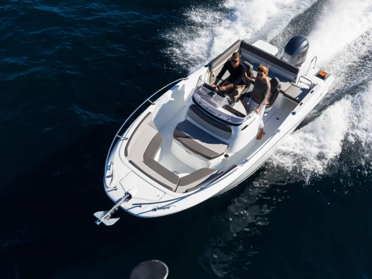 Bootverhuur Positano goedkoop Cap Camarat 6.5 CC Serie 3