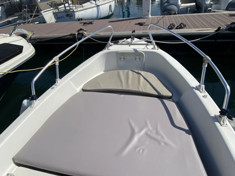 Motorboot te huur in Cannes voor de beste prijs