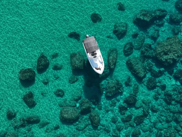 Verhuur Motorboot Barqa met vaarbewijs
