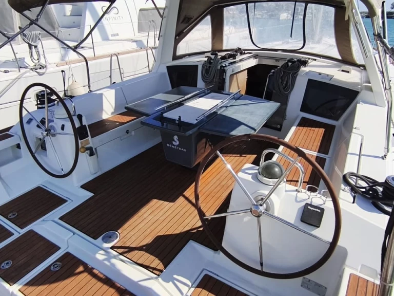 Huur Zeilboot met of zonder schipper Bénéteau in Paleros Marina