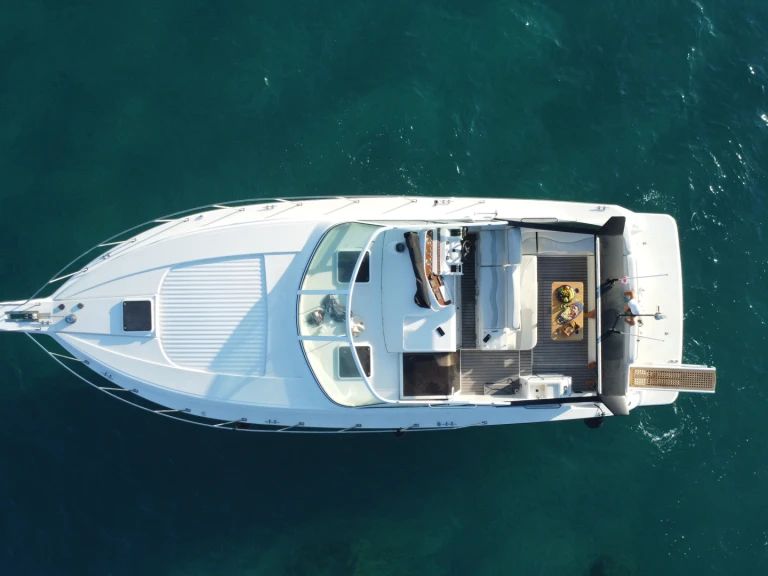 Bootverhuur Carver 400 Express in Pórto Chéli via SamBoat