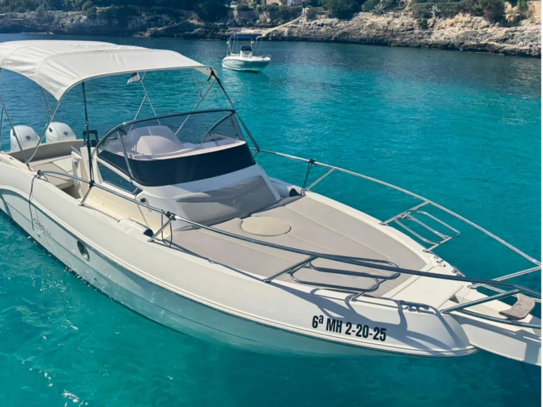 Huur een Capelli Cap 28 WA in Cala d'Or