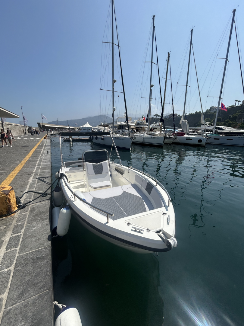Verhuur Motorboot in Sorrento - Teorema Teorema 20