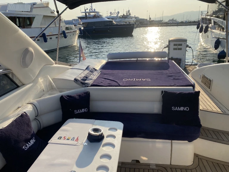 Motorboot te huur in Cannes voor de beste prijs