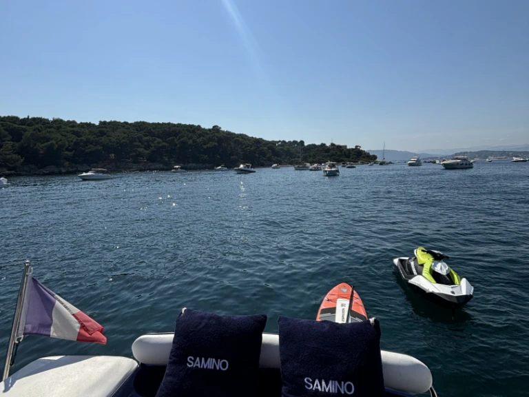 Huur een Sunseeker Commanche 40 in Cannes