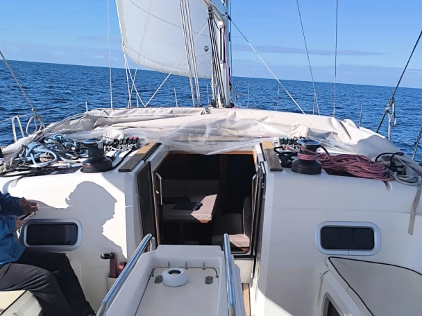 Verhuur Zeilboot Jeanneau met vaarbewijs