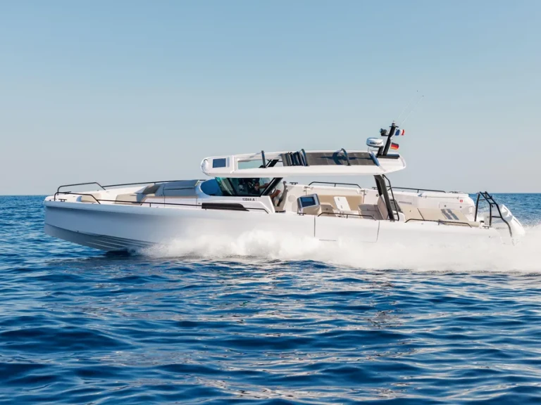 Verhuur Motorboot in Cannes - Axopar 45 BRABUS