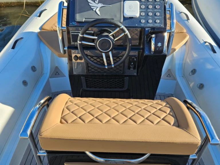 Verhuur RIB in Saint-Raphaël - SPX RIB 24 DINETTE