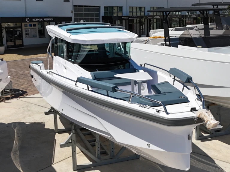 Huur Motorboot met of zonder schipper Axopar in Seget Donji