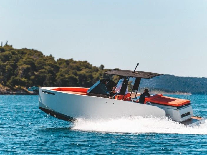 Verhuur Motorboot De Antonio met vaarbewijs
