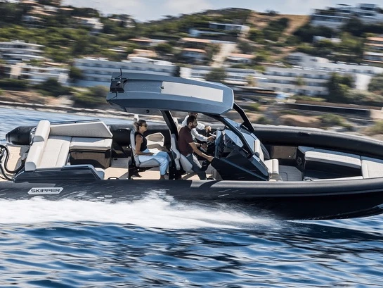 Huur een  Skipper-BSK 34 NC in Naxos (City)