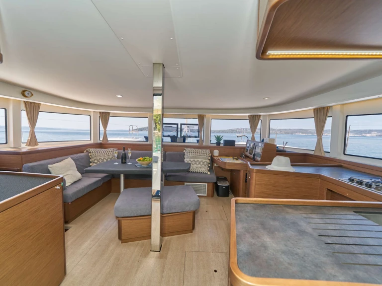 Bootverhuur Lagoon AURA in Kaštel Gomilica via SamBoat