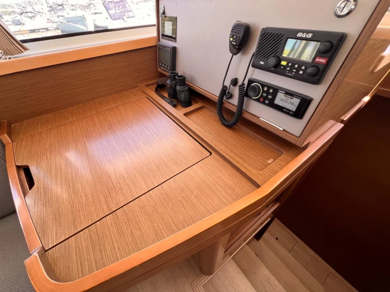 Verhuur Catamaran in Olbia - Lagoon Lagoon 42