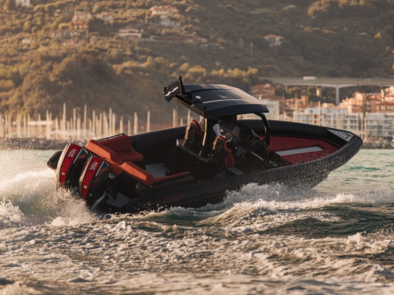 Huur Motorboot met of zonder schipper  in Naxos (City)
