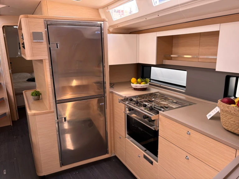 Huur een Dufour Dufour 48 in Furnari