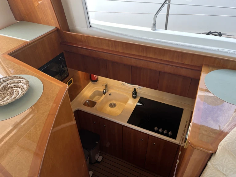 Motorboot te huur in Marina de Dénia voor de beste prijs