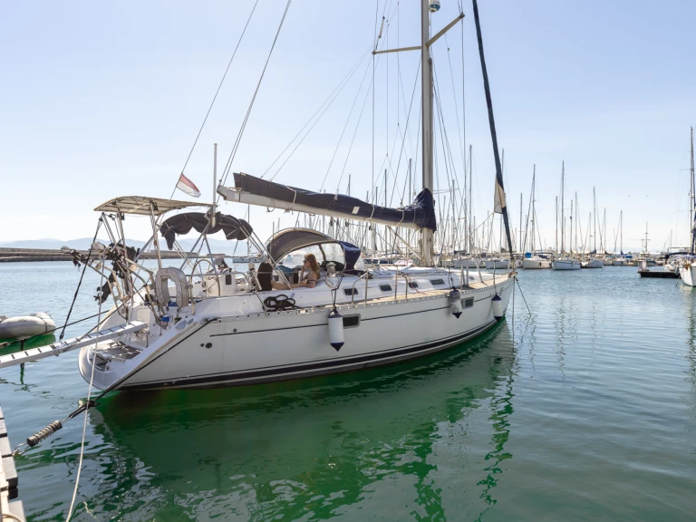 Bootverhuur Jeanneau Sun Odyssey 45 in Marina di Sant'Elmo via SamBoat