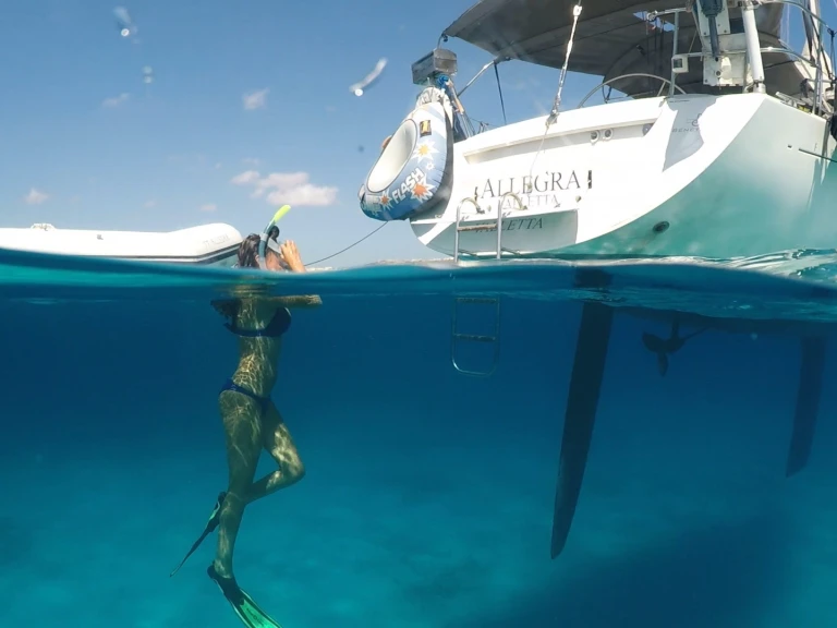 Bootverhuur Ta' Xbiex goedkoop First 47.7 Racing