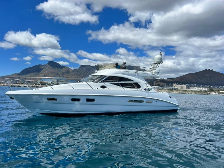 Sunseeker Manhattan 66 te huur van particulier of professional in Dubai Marina