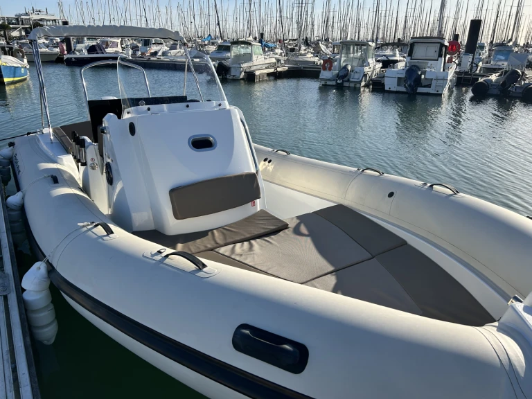 Bootverhuur La Rochelle goedkoop hélios 25