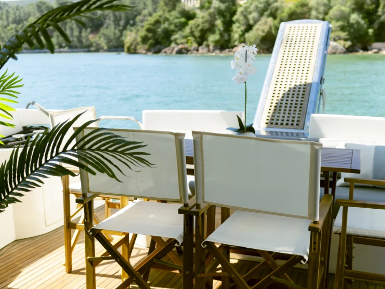 Bootverhuur Azimut Azimut 46 Fly in Tróia via SamBoat