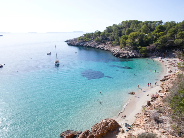 Huur een Chaparral 246 in Sant Antoni de Portmany