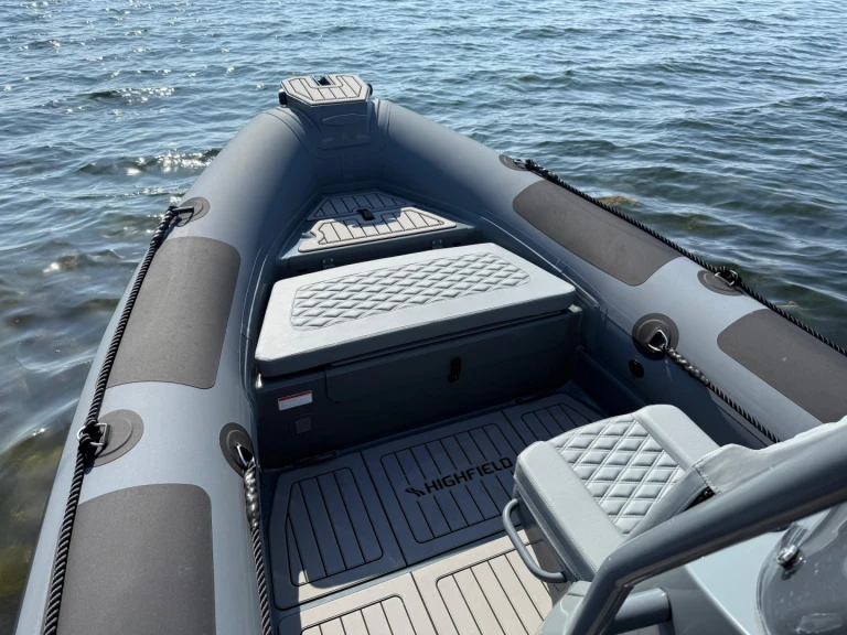 Verhuur RIB Highfield met vaarbewijs