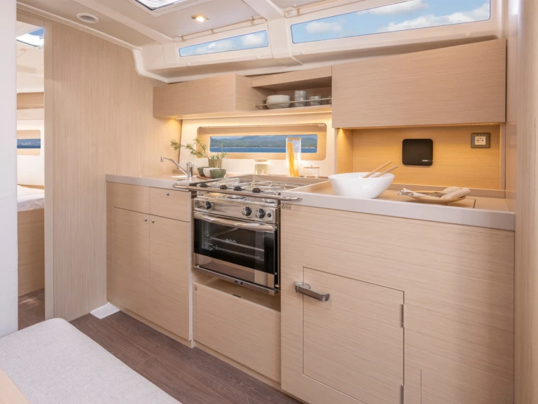 Bootverhuur Palma de Mallorca goedkoop 37.1 firts line