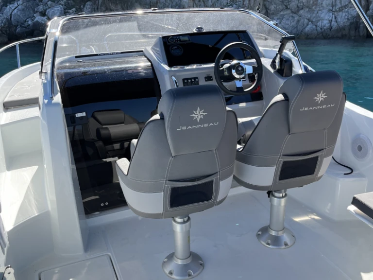 Huur Motorboot met of zonder schipper Jeanneau in Dubrovnik