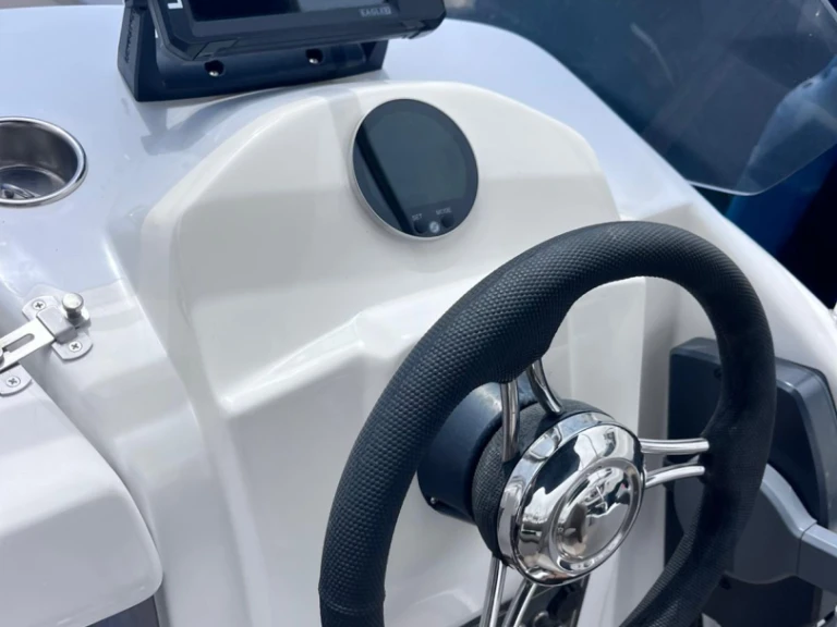 Bootverhuur trident 530 Sport in Port d'Alicante via SamBoat