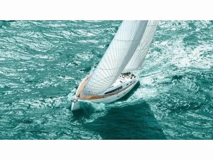 Verhuur Zeilboot in Álimos - Bavaria Bavaria Cruiser 51 (5 cab.)