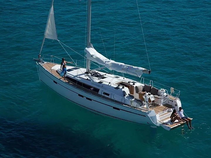 Jachthuur in Álimos - Bavaria Cruiser 46 via SamBoat