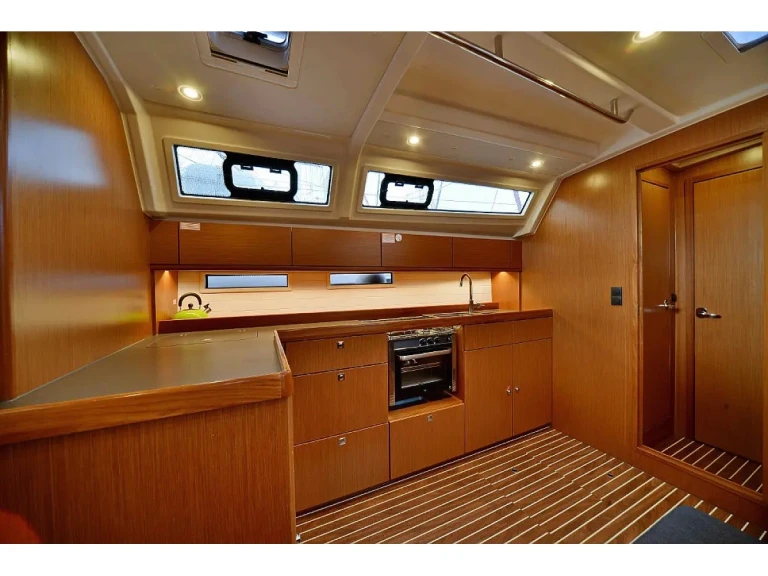 Zeilboot te huur in Álimos voor de beste prijs