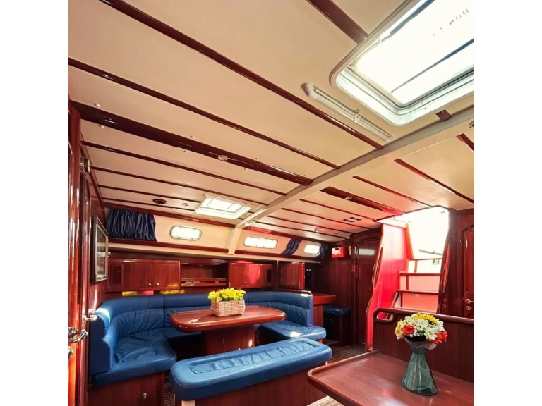 Huur een Ocean Yachts Ocean Star 58.4 - 5 cab. in Álimos