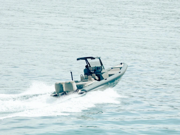 Bootverhuur Álimos goedkoop Rock 30